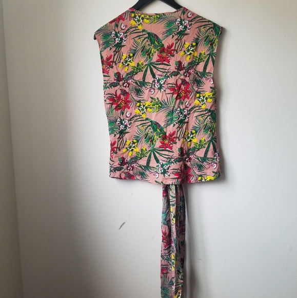 XIX Palms tropical beach Floral two piece set - Picture 3 of 16